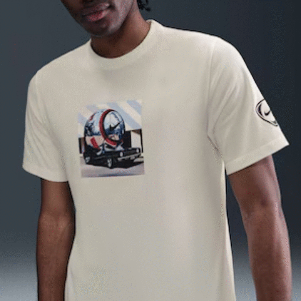 Camiseta Nike Total90 Masculina